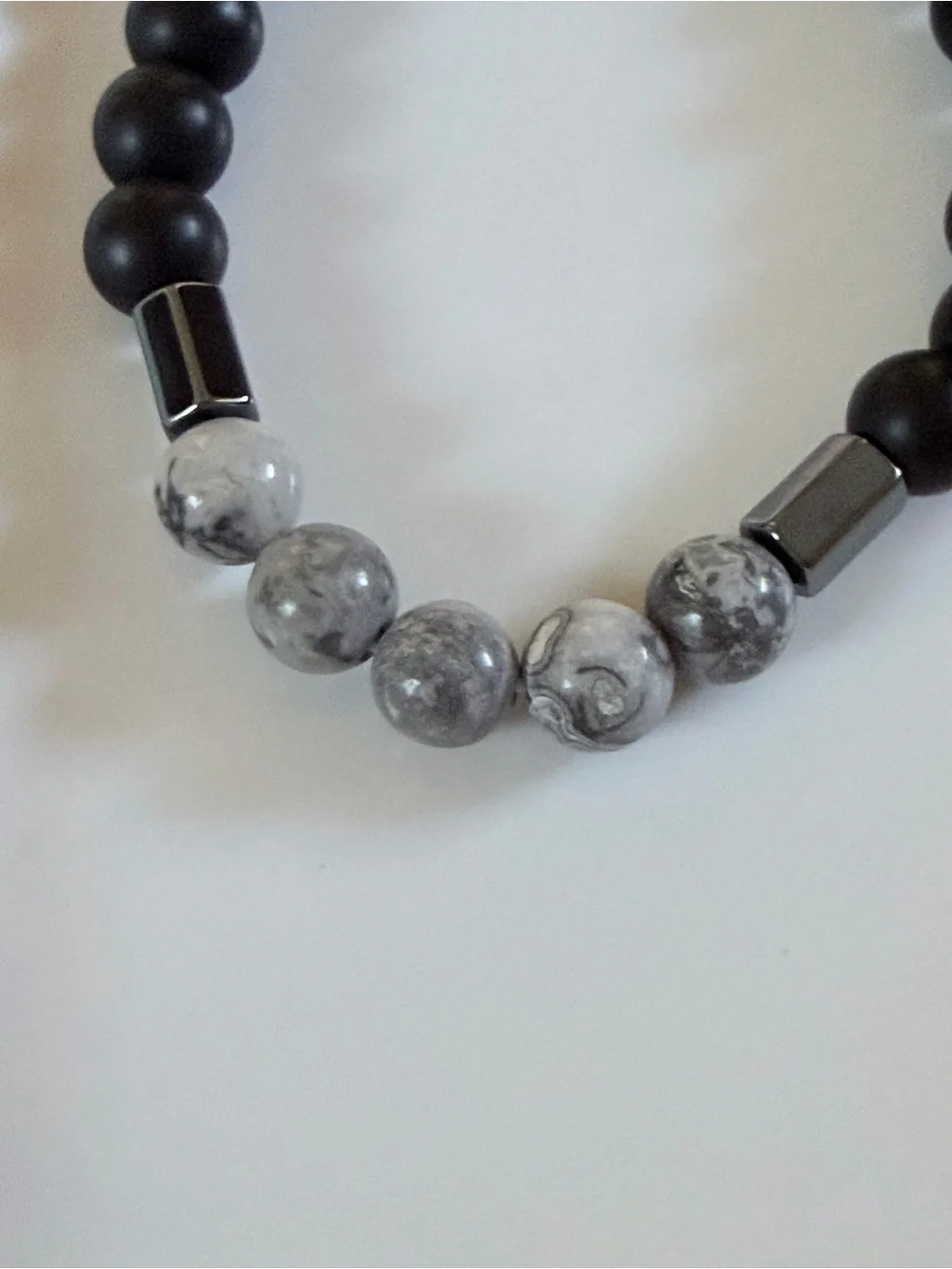 Men's Black & Gray Beaded Stretch Bracelet